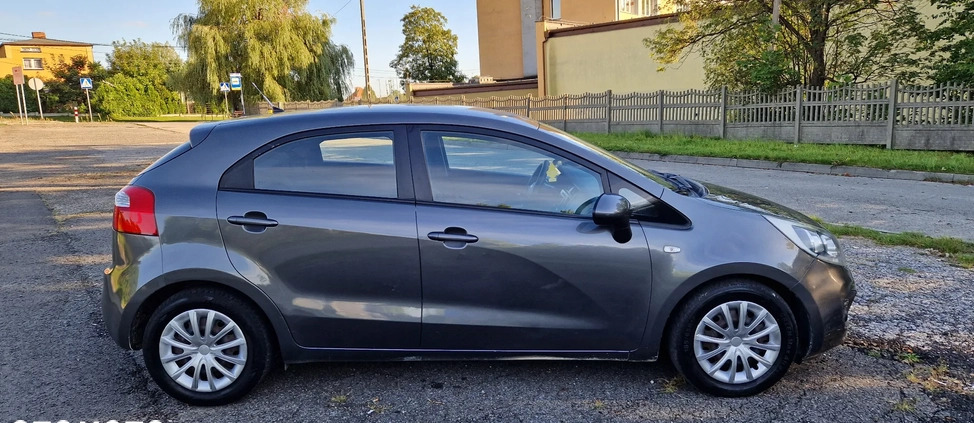 Kia Rio cena 22800 przebieg: 235000, rok produkcji 2013 z Rudnik nad Sanem małe 137